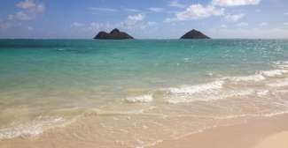 An der Ostküste der Insel Oahu liegt der wunderschöne Lanikai Beach