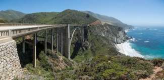 Die berühmte Brücke bei Big Sur in Kalifornien.