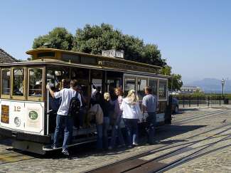 Die erste Cable Car Straßenbahn ist im Jahr 1873 gefahren.