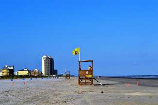 Verbringen Sie einen schönen Strandtag am Galveston Beach.