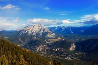 Der Banff National Park bietet unter anderem wunderschöne Aussichtspunkte.