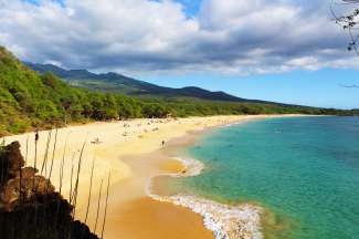 Der größte Strand an der Südküste von Maui ist der Makena Beach State Park und wird auch Big Beach genannt.