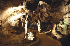 Hato Höhlen