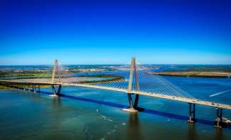 Architektonisch eine tolle Brücke bei Charleston.