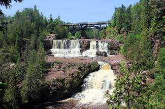 Gooseberry Falls State Park / Lake Superior