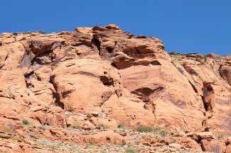 Roter Sandstein, charakteristisch für diese Region.